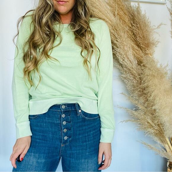 OLD NAVY Lime Green Sherbet Crew Neck Relaxed Pullover Sweater Sweatshirt Top M - Picture 1 of 7